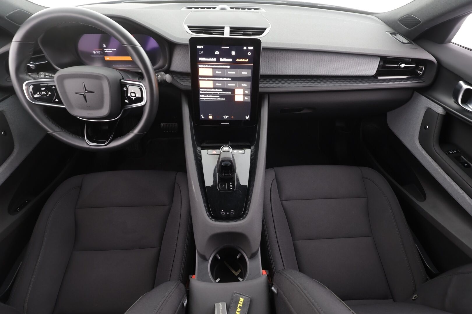 Polestar 2 2022 Long Range Single Motor, 170kW, 78kWh * ACC / Koukku / LED / 360-kamera / Muistipenkki / Apple&Android * - 1.Om Suomi-auto / Merkkihuollettu / 2x Lataus / Kahdet Renkaat