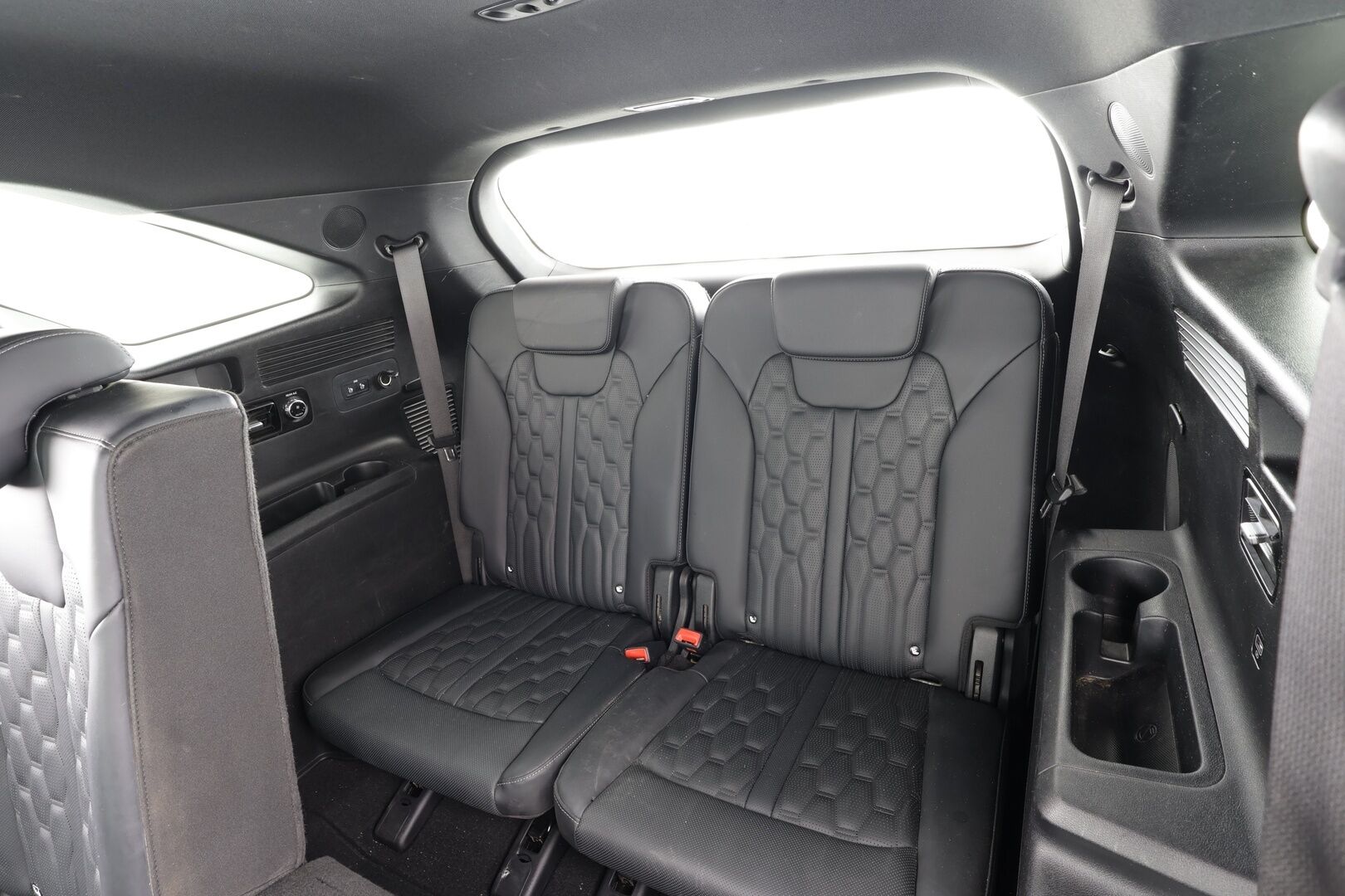 Kia Sorento 2021 1,6 T-GDI Plug-in Hybrid AWD Business Luxury AT 7P - | ACC | Koukku | Bose | HUD | Ilmastoidut Nahat | 360-Kamera | Muistipenkki | Keyless | Apple&Android | Kahdet Renkaat |