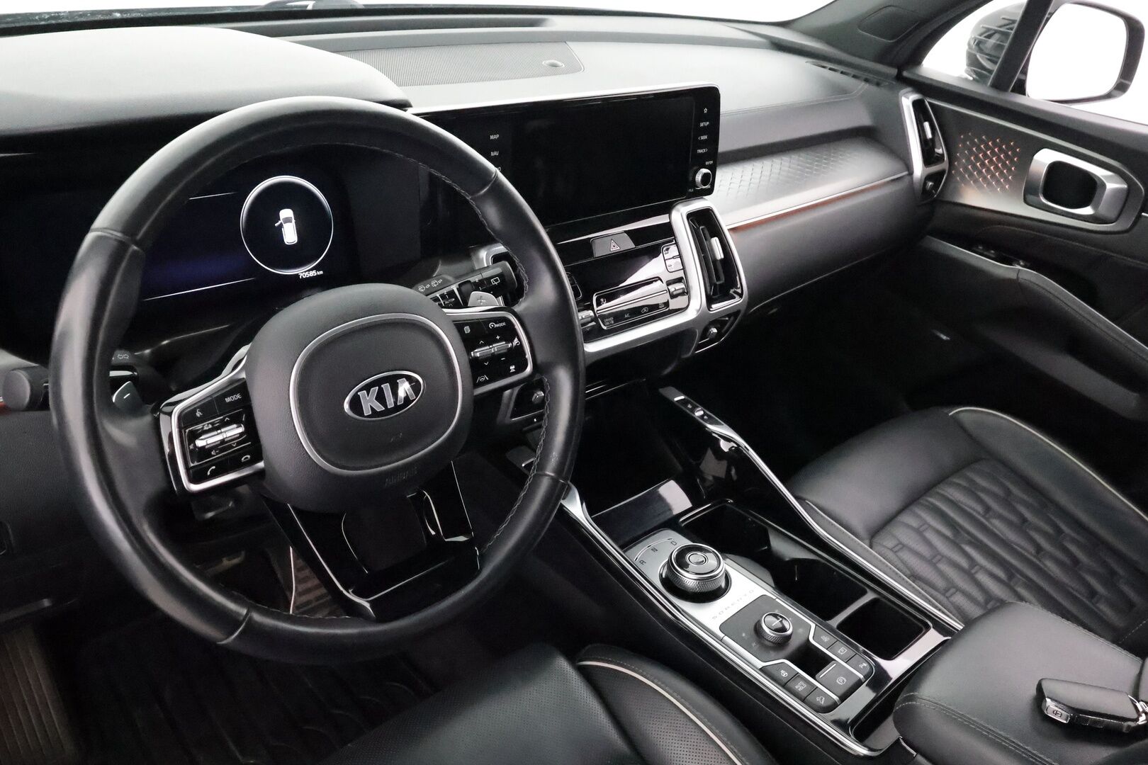 Kia Sorento 2021 1,6 T-GDI Plug-in Hybrid AWD Business Luxury AT 7P - | ACC | Koukku | Bose | HUD | Ilmastoidut Nahat | 360-Kamera | Muistipenkki | Keyless | Apple&Android | Kahdet Renkaat |