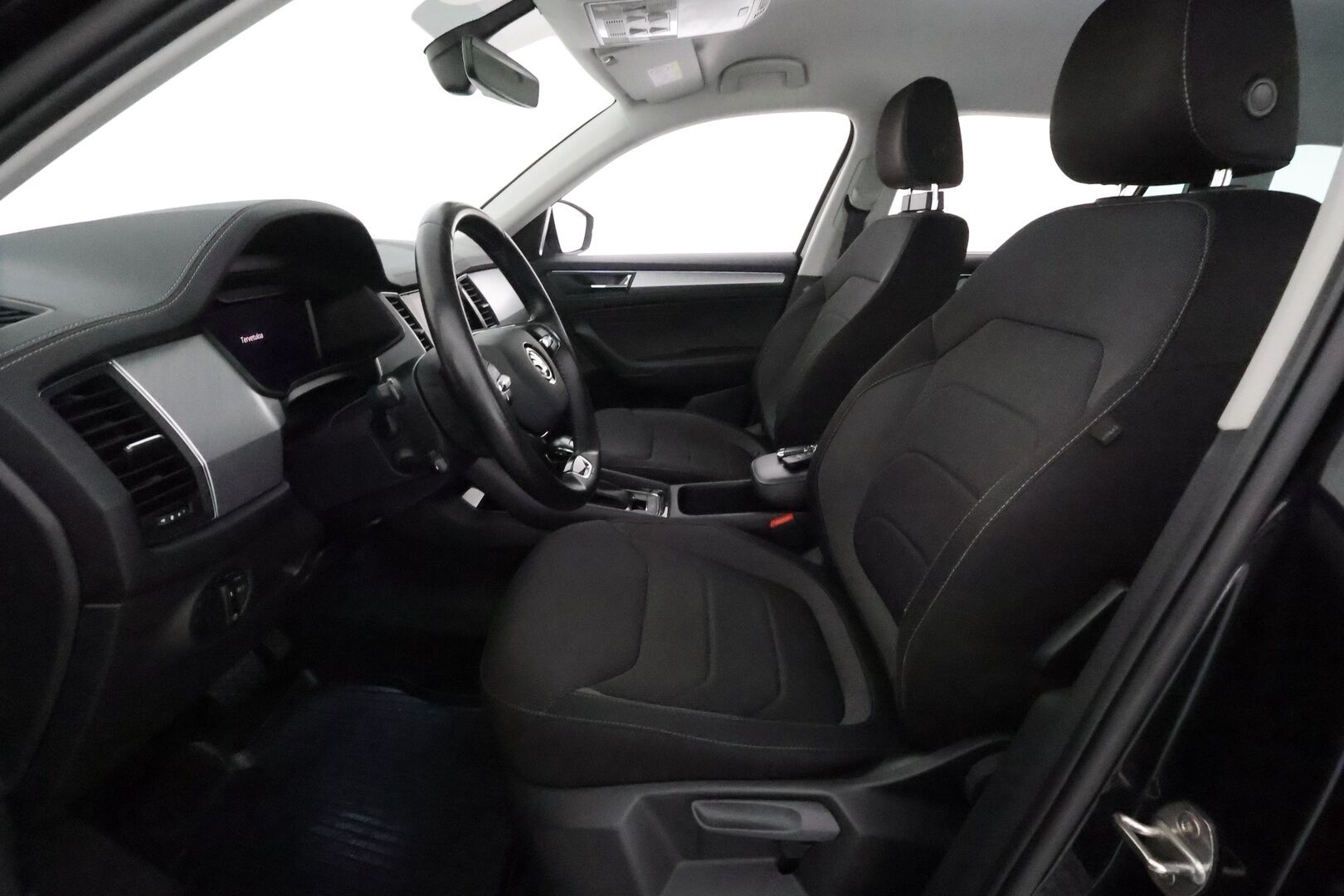 Skoda Kodiaq 2022 2.0 TDI 150 4x4 Ambition DSG * Webasto / Koukku / Adapt.Vakkari / LED-valot / P.Tutkat / Ambient-Valaistus ** - 3,99 % KORKOTARJOUS TÄHÄN AUTOON - 1-om Suomi-auto / Kahdet Renkaat