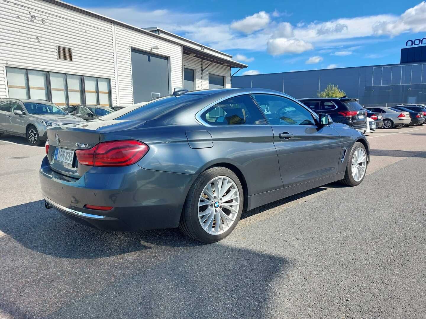 BMW 435 2014 F32 Coupe 435d A xDrive Business - HUD / Vetokoukku / Konjakkinahat / Muistipenkki / HiFit / Professional Navi / Comfort Access / Sporttipenkit / Huippuvarusteet!