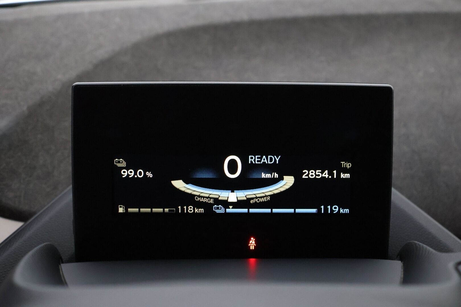 BMW i3 2014 60Ah REX - Peruutustutka / Penkinlämmittimet / Digimittari / 2x Renkaat / Hyvin huollettu / Siistikuntoinen!