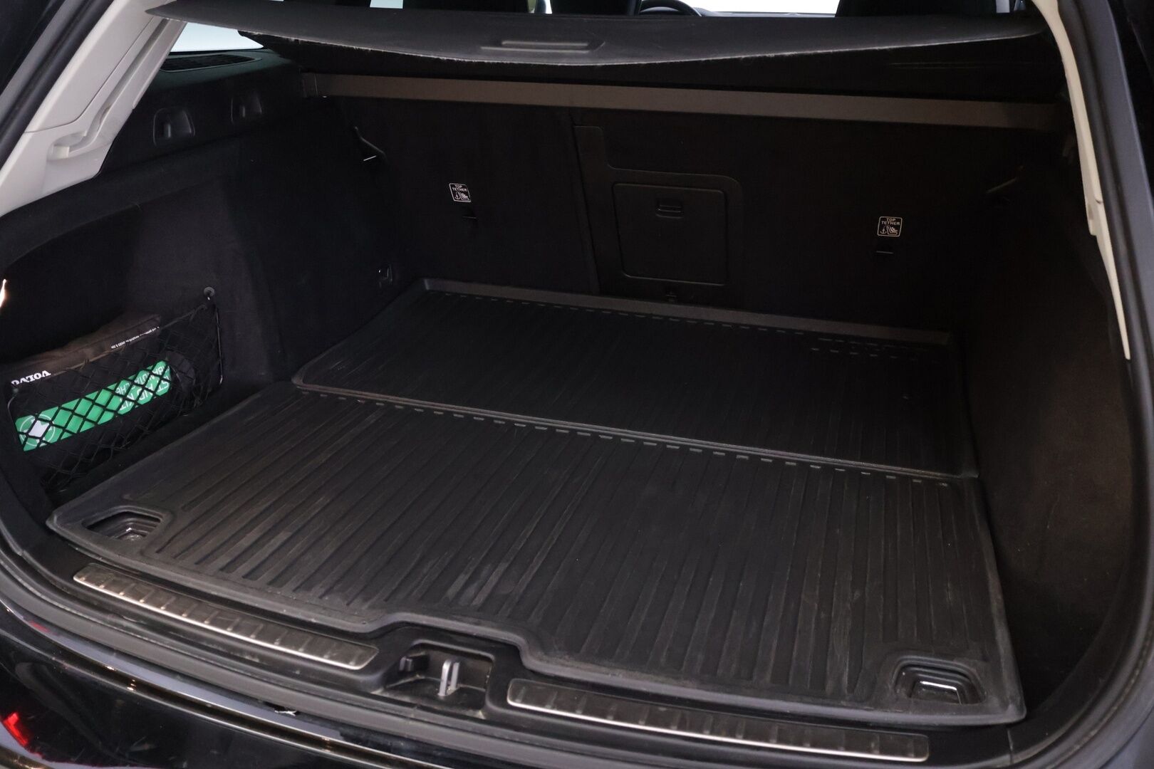 Volvo V60 2022 T6 TwE AWD Business Inscription Edition aut - | VOC | Webasto | Nahkaverhoilu | Performance Audio | P.Kamera |
