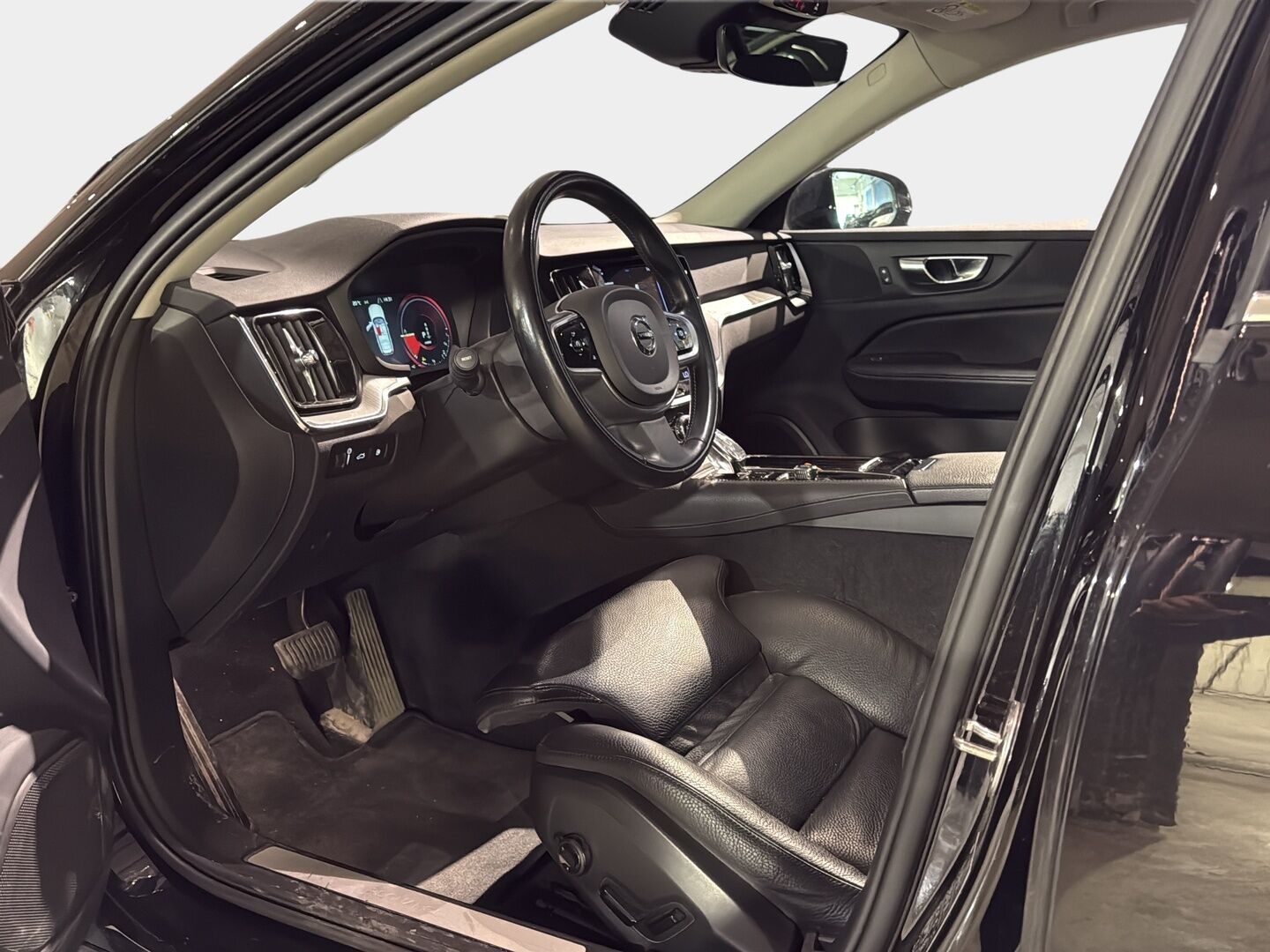 Volvo V60 2022 T6 TwE AWD Business Inscription Edition aut - | VOC | Webasto | Nahkaverhoilu | Performance Audio | P.Kamera |