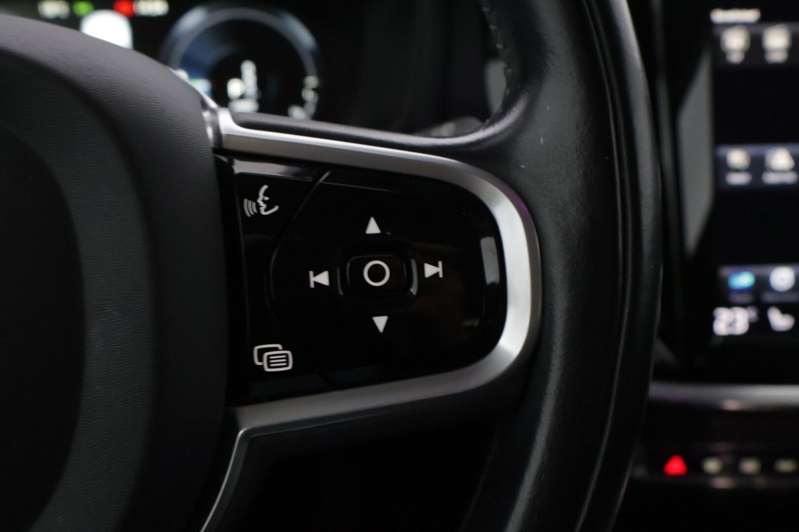 Volvo V60 2022 T6 TwE AWD Business Inscription Edition aut - | VOC | Webasto | Nahkaverhoilu | Performance Audio | P.Kamera |