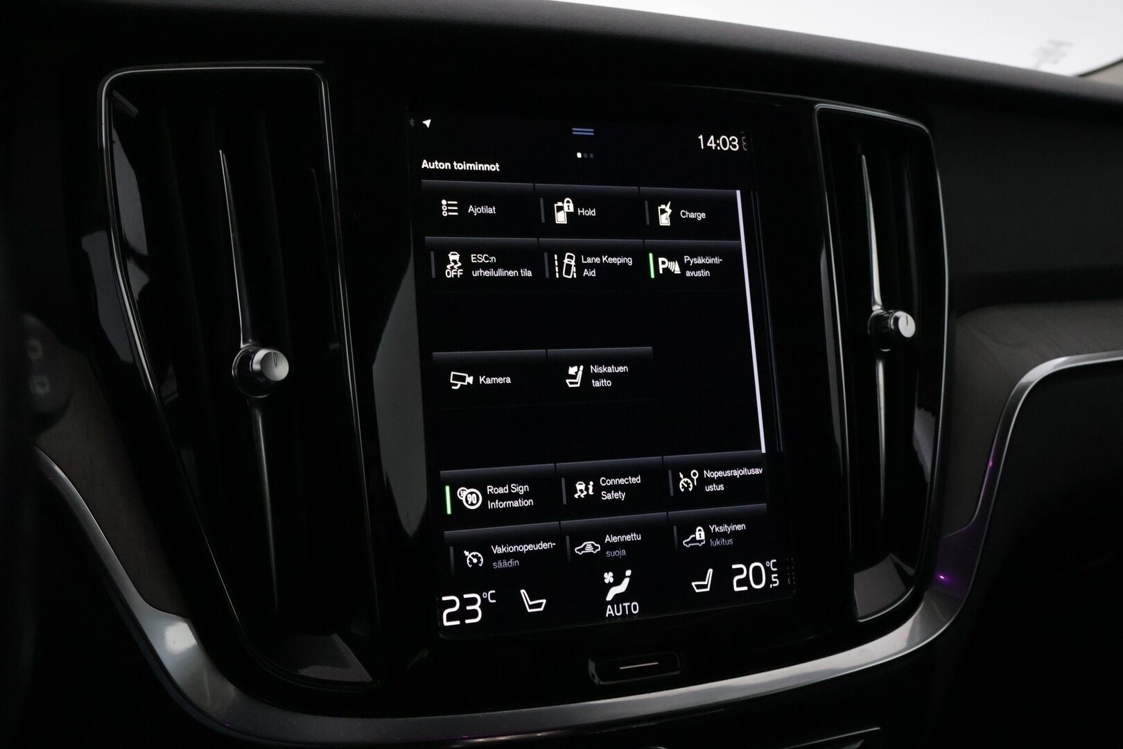 Volvo V60 2022 T6 TwE AWD Business Inscription Edition aut - | VOC | Webasto | Nahkaverhoilu | Performance Audio | P.Kamera |