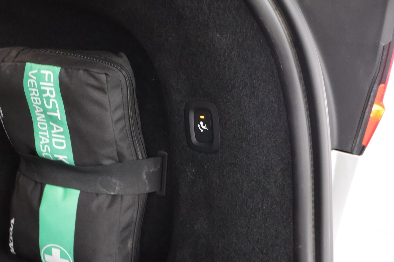 Volvo V90 2022 T6 TwE AWD R-Design aut ** Adapt.vakkari / Koukku / 360-kamera / VOC / High Perf. Audio / Kysy lisää myyjältä!** - Facelift / Uudempi käyttöjärjestelmä! / Suomi-auto