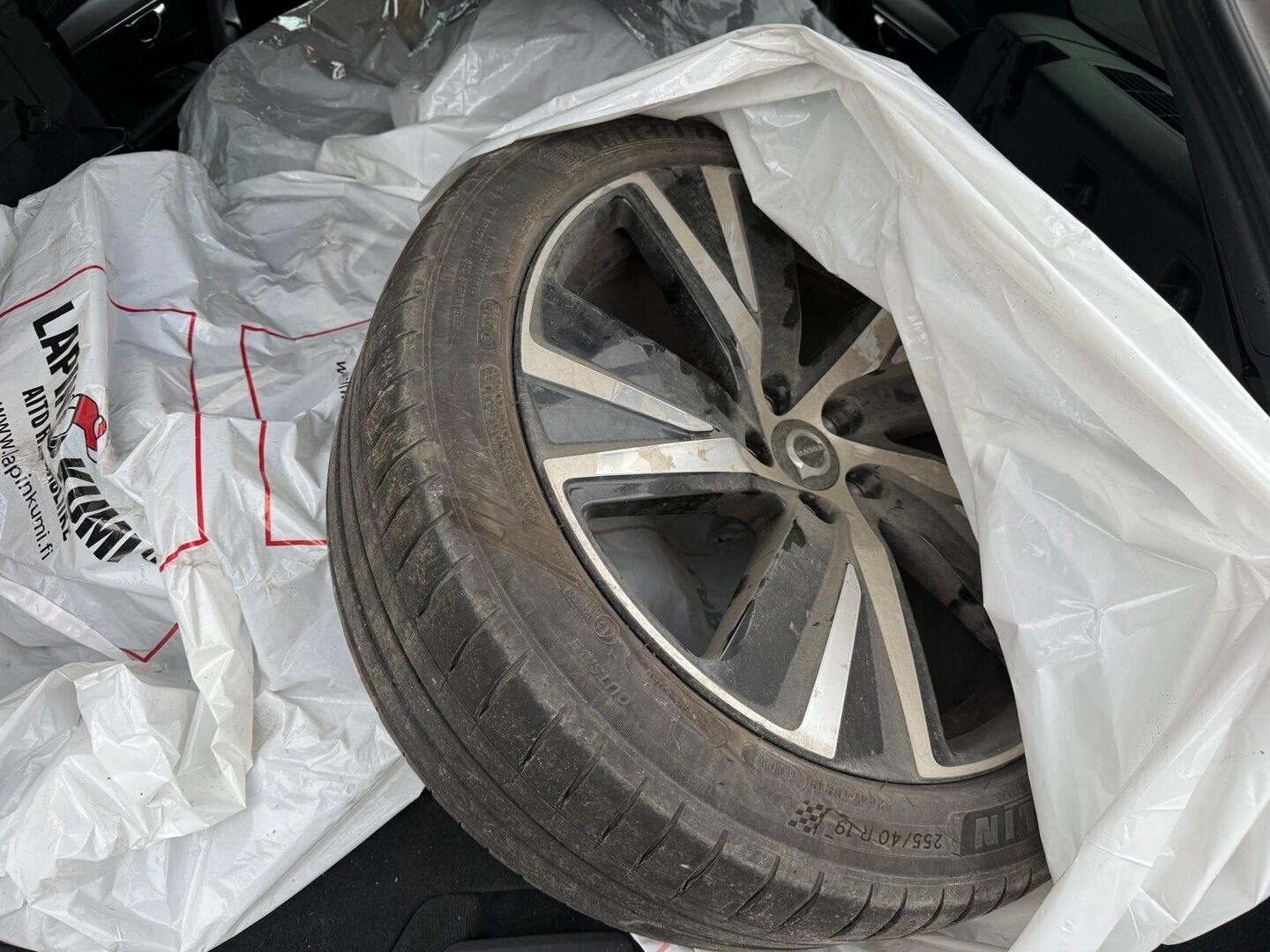 Volvo V90 2022 T6 TwE AWD R-Design aut ** ACC / Koukku / 360-kamera ** - Facelift / Uudempi käyttöjärjestelmä! / Suomi-auto - HULLU BLACKWEEK KORKOTARJOUS 2,49%