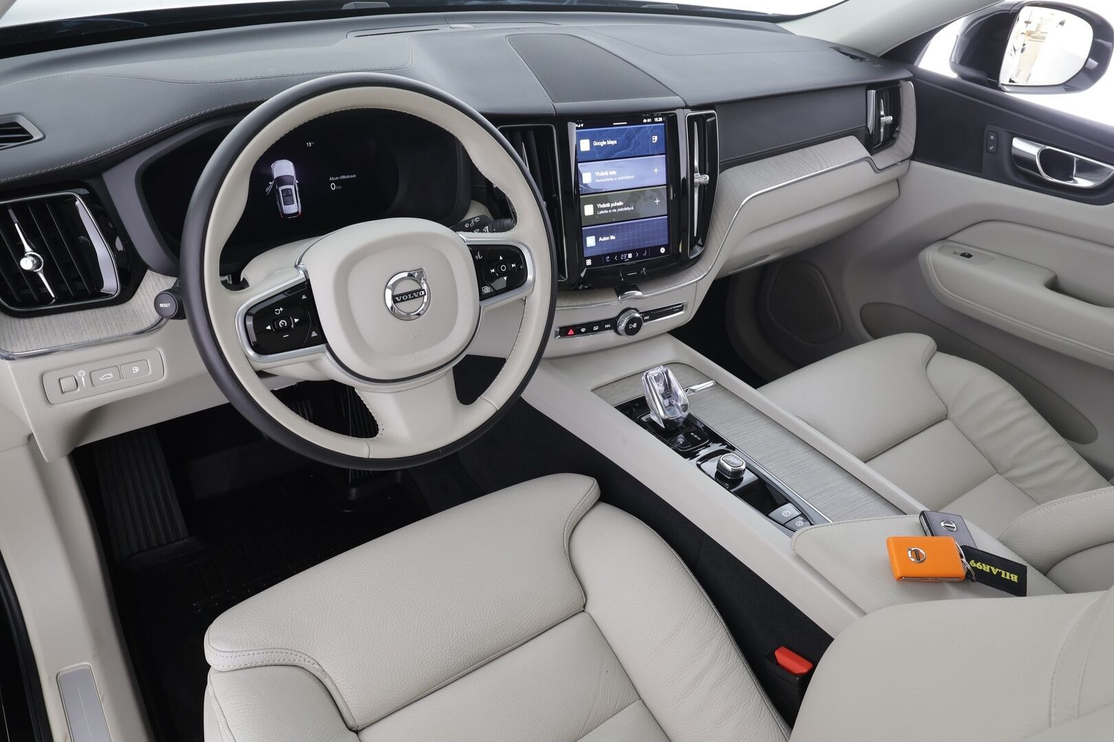 Volvo XC60 2022 T6 TwE AWD Business Inscription Edition aut * ACC / Kamera / Full LED / Webasto / Panorama / Muistipenkki / Pilot Assist * - 1.Om Suomi-auto / Kahdet renkaat aluvanteilla / Merkkihuollettu / ALV - HULLUT AVAJAISHULINAT KORKOTARJOUS 3,29 %