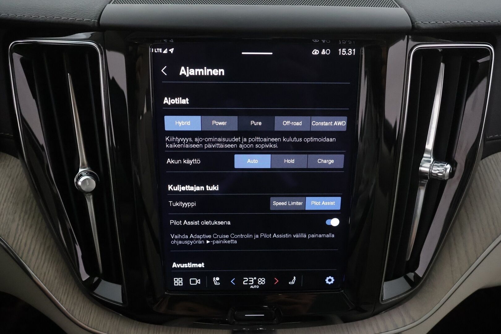 Volvo XC60 2022 T6 TwE AWD Business Inscription Edition aut * ACC / P.kamera / Full LED / Webasto / Panorama / Muistipenkki / Facelift * - 1.Om Suomi-auto / Kahdet renkaat aluvanteilla / Merkkihuollettu