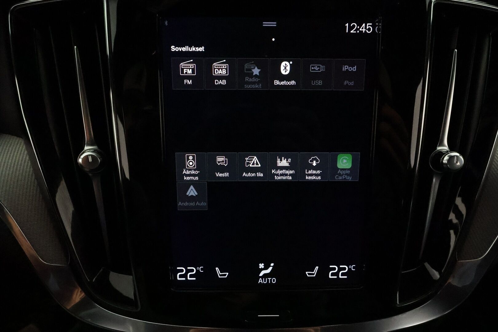 Volvo V60 2021 T6 TwE AWD R-Design aut **H&K / Webasto / Koukku / ACC / Full-LED / P.kamera / Sportpenkki Muistilla / Navi** - 2x Latauskaapelit / Kahdet Renkaat