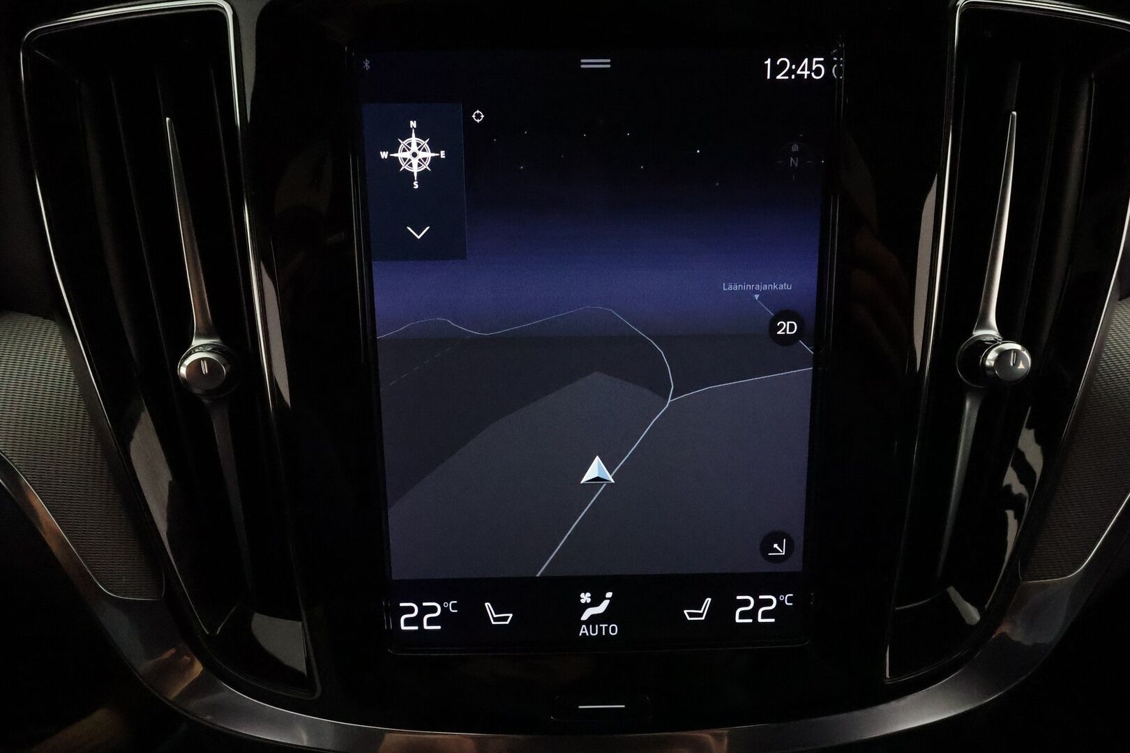 Volvo V60 2021 T6 TwE AWD R-Design aut **H&K / Webasto / Koukku / ACC / Full-LED / P.kamera / Sportpenkki Muistilla / Navi** - 2x Latauskaapelit / Kahdet Renkaat