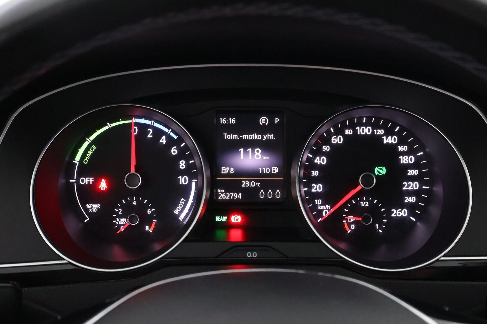 VOLKSWAGEN PASSAT 2016 Variant GTE Plug-In Hybrid 160 kW (218 hv) DSG-automaatti - Adapt.Vakkari / HYBRIDIAKKU VAIHDETTU / Peruutuskamera / Vetokoukku / ergoComfort / LED / Apple&Android!