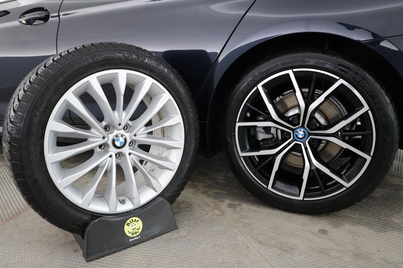 BMW 530 2022 G30 Sedan 530e xDrive A Charged Edition M Sport - | ACC | Sporttinahat | Adapt. LED | HiFi | P.kamera | Comfort Access | Lane Assist | BSM | RCTA | Ambient light | Merkkihuollot | 2x renkaat aluin | 