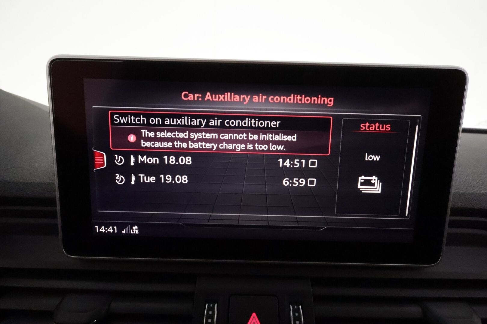 Audi Q5 2019 55 TFSI e quattro S tronic S-LINE **Adapt.vakkari / HUD / Koukku / Timanttinahat / Sähköpenkit / Matrix LED** - Kahdet renkaat aluvanteilla / Digimittaristo / P.kamera / Penkinlämmittimet takana / Ilma-alusta