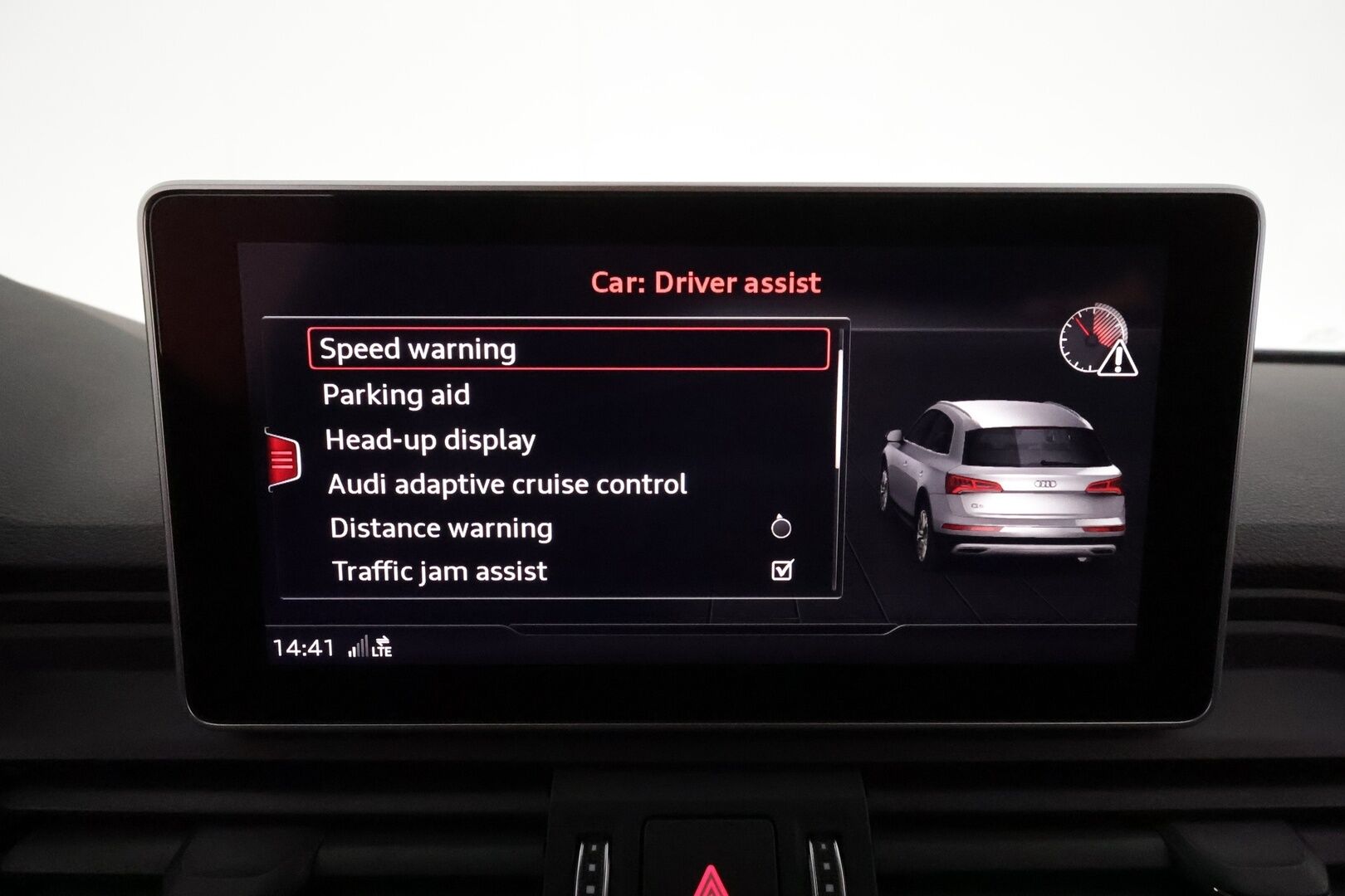 Audi Q5 2019 55 TFSI e quattro S tronic S-LINE **Adapt.vakkari / HUD / Koukku / Timanttinahat / Sähköpenkit / Matrix LED** - Kahdet renkaat aluvanteilla / Digimittaristo / P.kamera / Penkinlämmittimet takana / Ilma-alusta