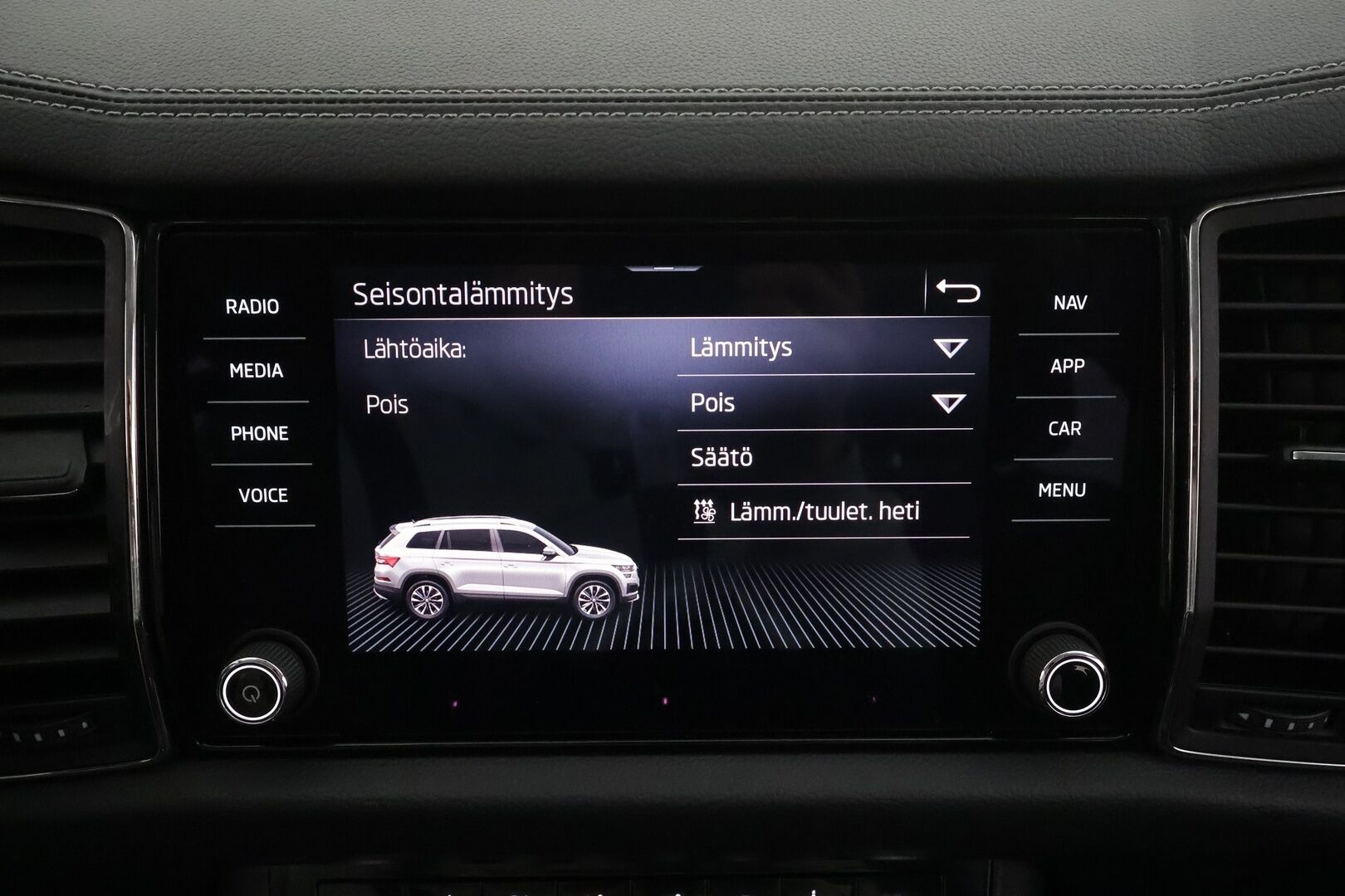 Skoda Kodiaq 2022 1.5 TSI ACT Ambition DSG * ACC / Webasto / Scoda crystal light / P.Kamera / Keyless / Apple & Android * - 1.om Suomi-auto / Kahdet renkaat