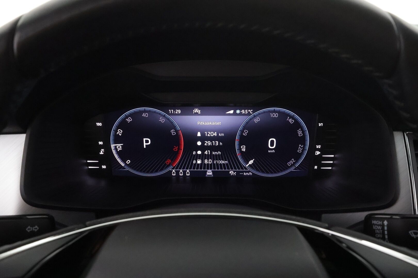 Skoda Kodiaq 2022 1.5 TSI ACT Ambition DSG * ACC / Webasto / Scoda crystal light / P.Kamera / Keyless / Apple & Android * - 1.om Suomi-auto / Kahdet renkaat