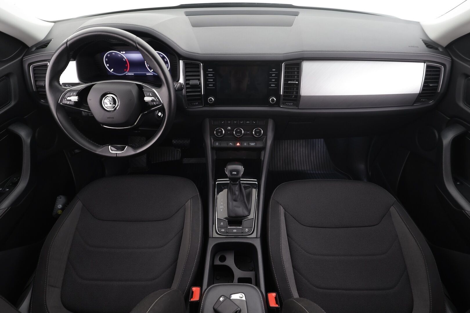 Skoda Kodiaq 2022 1.5 TSI ACT Ambition DSG * ACC / Webasto / Scoda crystal light / P.Kamera / Keyless / Apple & Android * - 1.om Suomi-auto / Kahdet renkaat