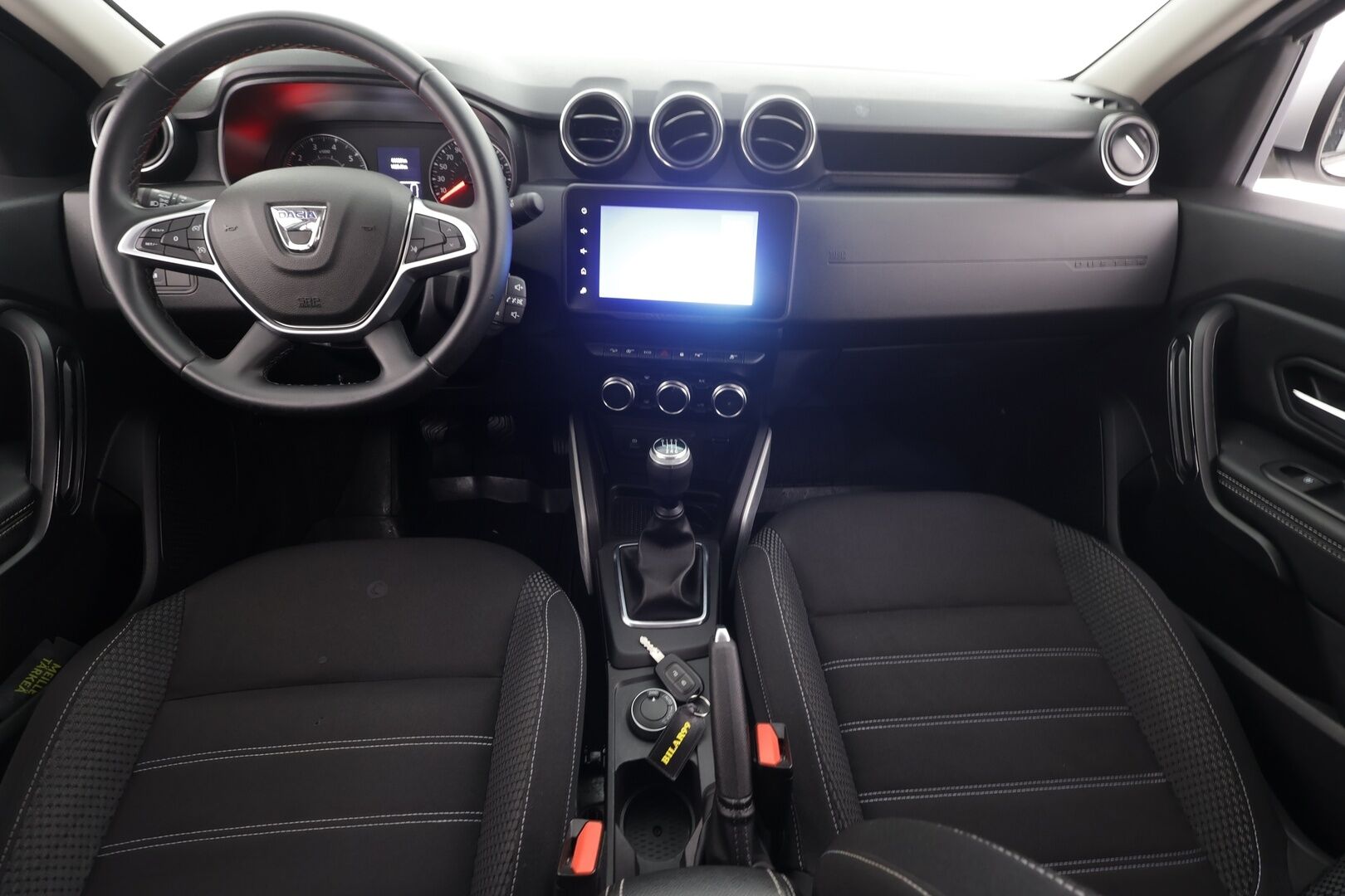 Dacia Duster 2022 Blue dCi 115 4x4 Prestige * Vakkari / P.kamera / LED-lisä / Koukku / Navi / Apple&Android * - Suomi-auto / Kahdet renkaat aluvanteilla / Merkkihuollettu