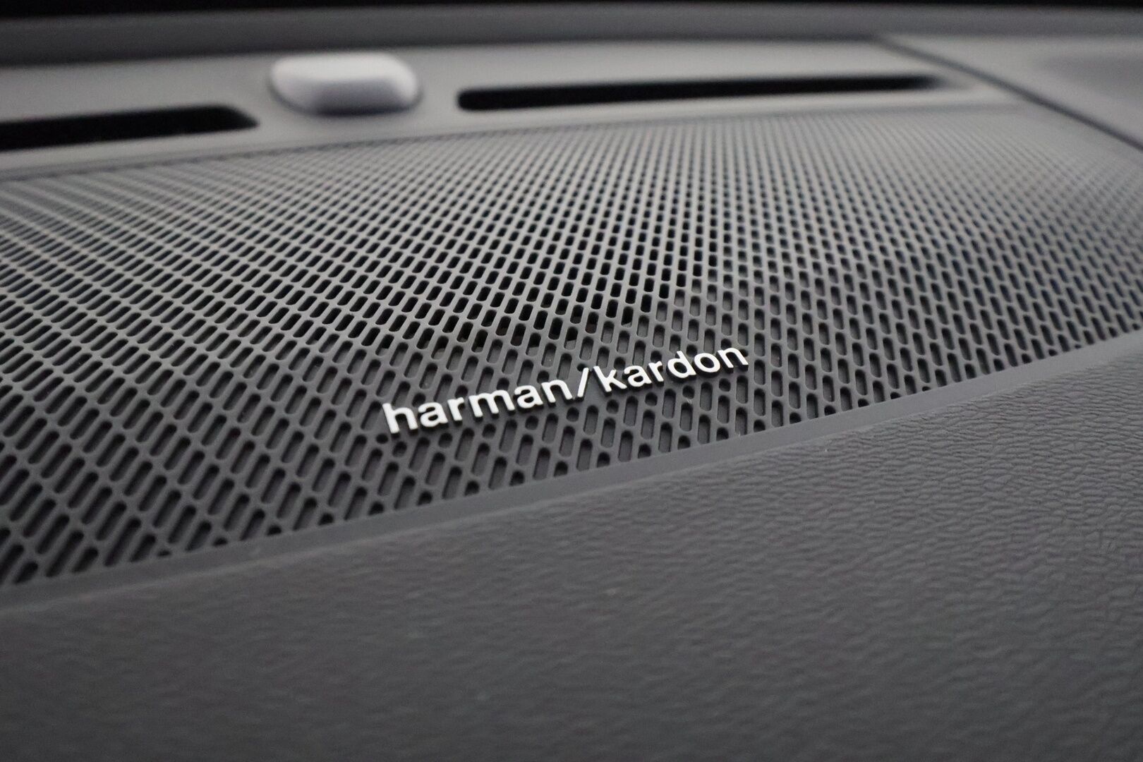 Volvo C40 2023 Recharge Twin Ultimate aut **ACC / ILP / H&K / 360° / Muistipenkki / Navi / LED / Lasikatto / BLIS** - 1.Om Suomi-auto / Akku kuntotarkastettu / Kahdet renkaat aluvanteilla / Merkkihuollettu