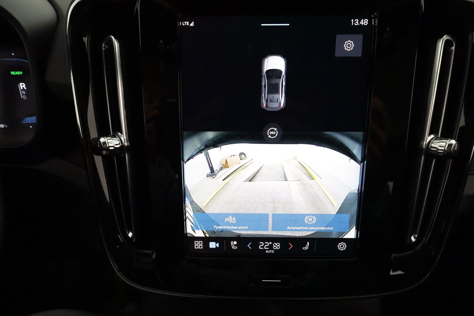 Volvo C40 2023 Recharge Twin Ultimate aut **ACC / ILP / H&K / 360° / Muistipenkki / Navi / LED / Lasikatto / BLIS** - 1.Om Suomi-auto / Akku kuntotarkastettu / Kahdet renkaat aluvanteilla / Merkkihuollettu