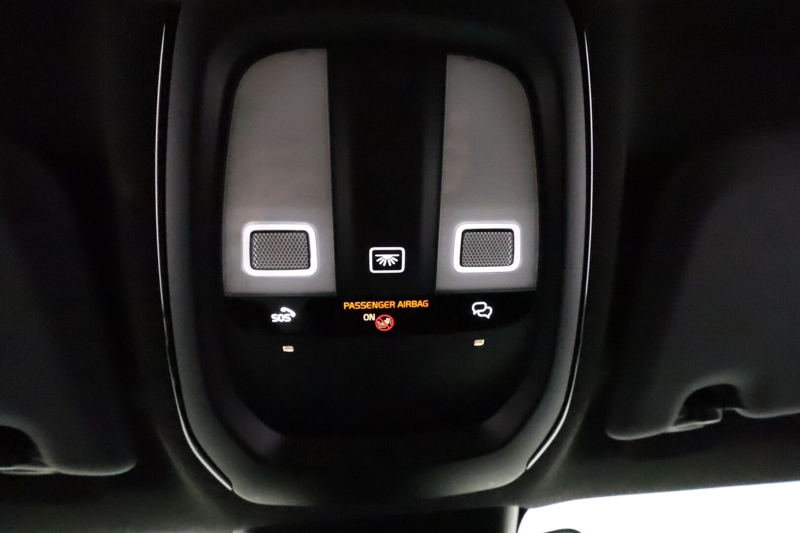 Volvo C40 2023 Recharge Twin Ultimate aut **ACC / ILP / H&K / 360° / Muistipenkki / Navi / LED / Lasikatto / BLIS** - 1.Om Suomi-auto / Akku kuntotarkastettu / Kahdet renkaat aluvanteilla / Merkkihuollettu