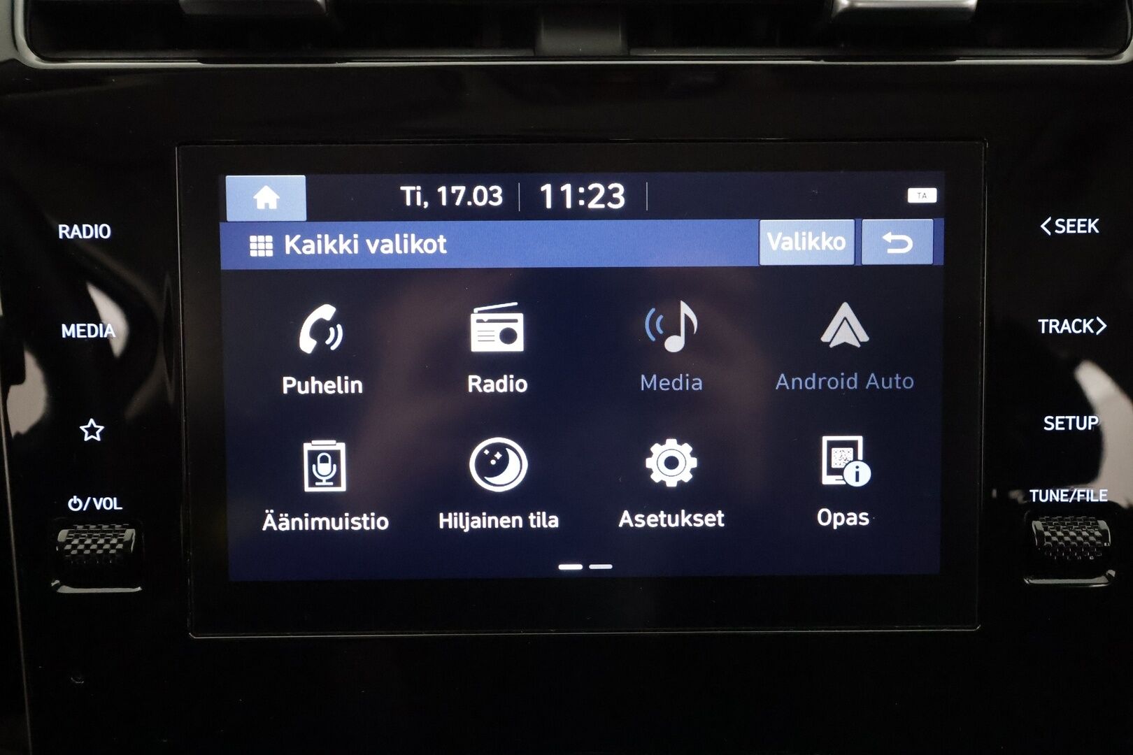 Hyundai Tucson 2022 1.6 CRDi 136 hv 48V Hybrid 7DCT-aut. Style - Vakkari | P.kamera | Lohko+Sisä | Keyless | Koukku | 1.Om Suomi-auto | Kahdet renkaat aluvanteilla | Merkkihuollettu | Katsastettu 5/26