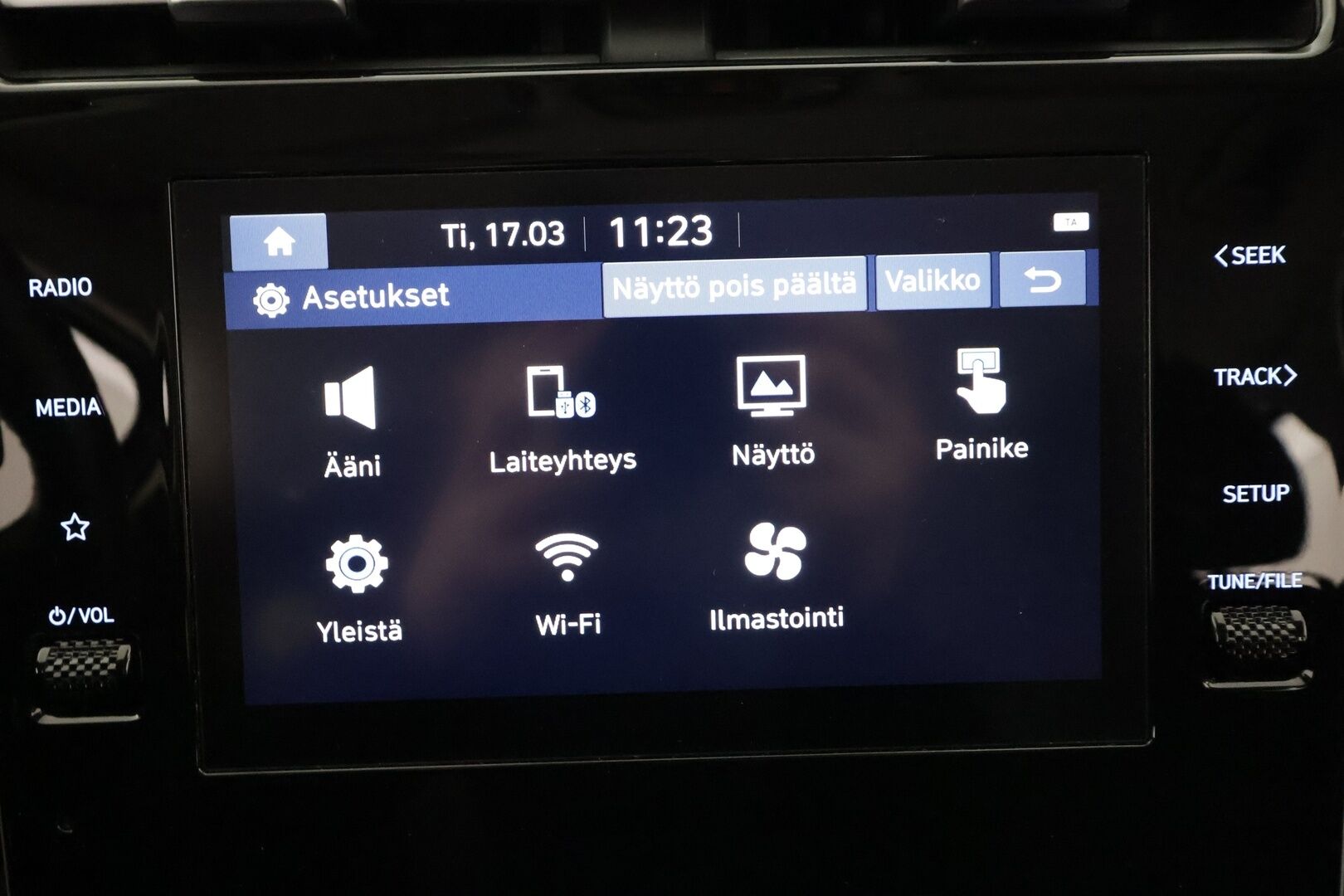 Hyundai Tucson 2022 1.6 CRDi 136 hv 48V Hybrid 7DCT-aut. Style - Vakkari | P.kamera | Lohko+Sisä | Keyless | Koukku | 1.Om Suomi-auto | Kahdet renkaat aluvanteilla | Merkkihuollettu | Katsastettu 5/26