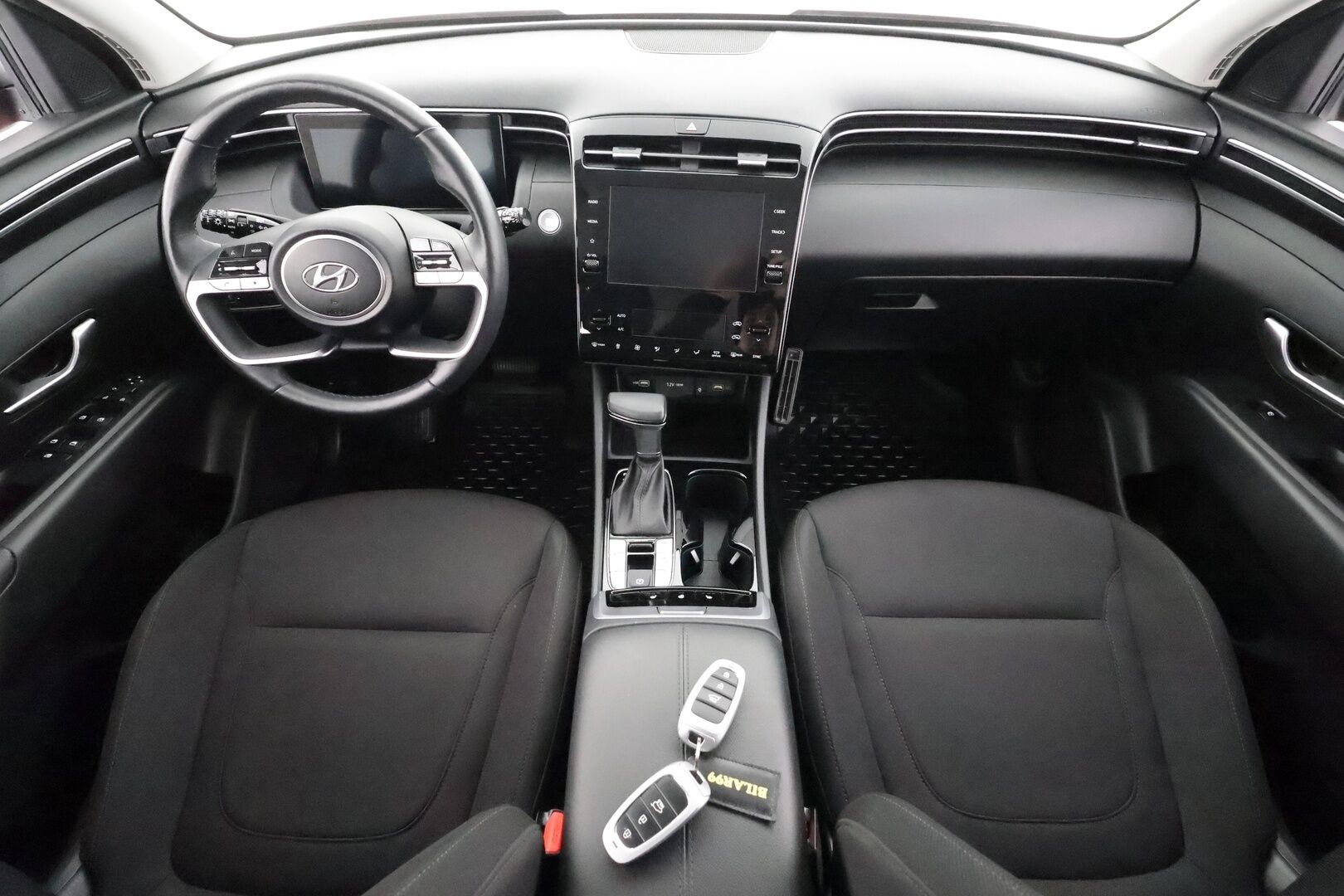 Hyundai Tucson 2022 1.6 CRDi 136 hv 48V Hybrid 7DCT-aut. Style * Vakkari / P.kamera / LED / Lohko+SIsä / Keyless / Koukku * - 1.Om Suomi-auto / Kahdet renkaat aluvanteilla / Merkkihuollettu