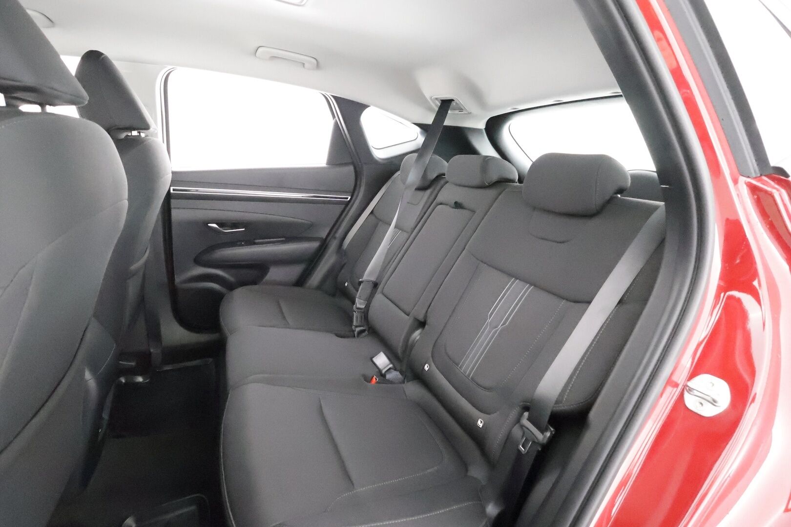 Hyundai Tucson 2022 1.6 CRDi 136 hv 48V Hybrid 7DCT-aut. Style * Vakkari / P.kamera / LED / Lohko+SIsä / Keyless / Koukku * - 1.Om Suomi-auto / Kahdet renkaat aluvanteilla / Merkkihuollettu