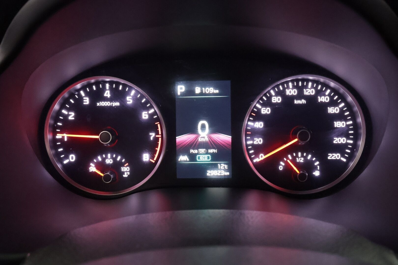 Kia Stonic 2022 1,0 T-GDI Mild-Hybrid 120hv EX Design DCT - | Facelift | Merkkihuollot | Puolinahat | P.kamera | LED | Apple & Android | Vakkari | Lane Assist | Lämm. ratti | Lohko+sisälämmitin | 2x renkaat aluin |