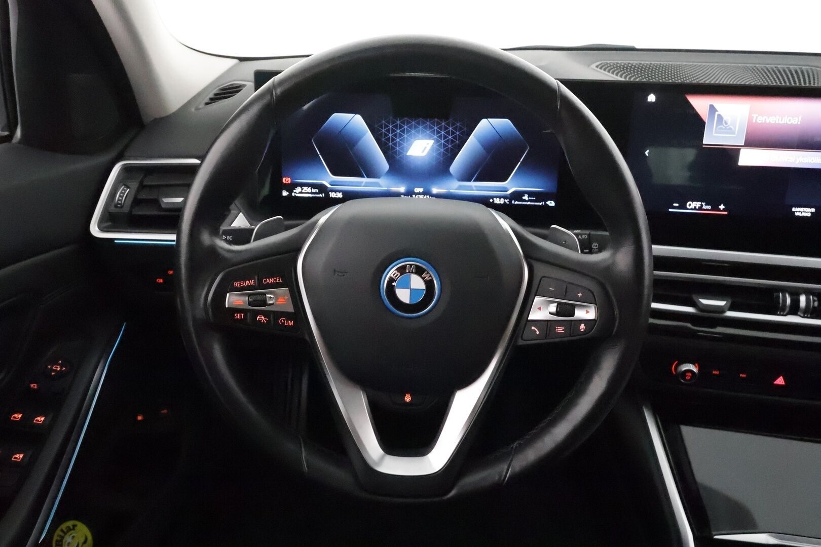 BMW 330 2023 G21 Touring 330e xDrive A Charged Edition **Facelift / Widescreen / HiFi / Sporttipenkit / P.kamera / Koukku** - 1-om. Suomi-auto / Shadowline / Ratinlämmitin 