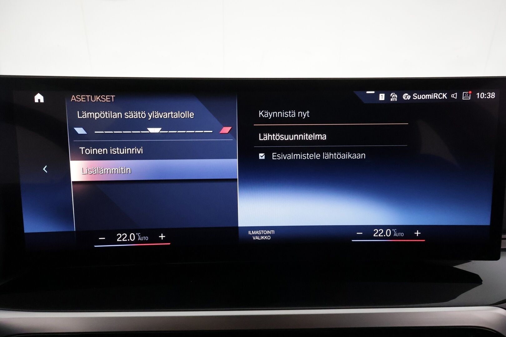 BMW 330 2023 G21 Touring 330e xDrive A Charged Edition **Widescreen / Adapt.vak / Koukku / P-kamera / HiFi / Sporttipenkit / - Facelift malli / 1-om. Suomi-auto / Shadowline / Ratinlämmitin 