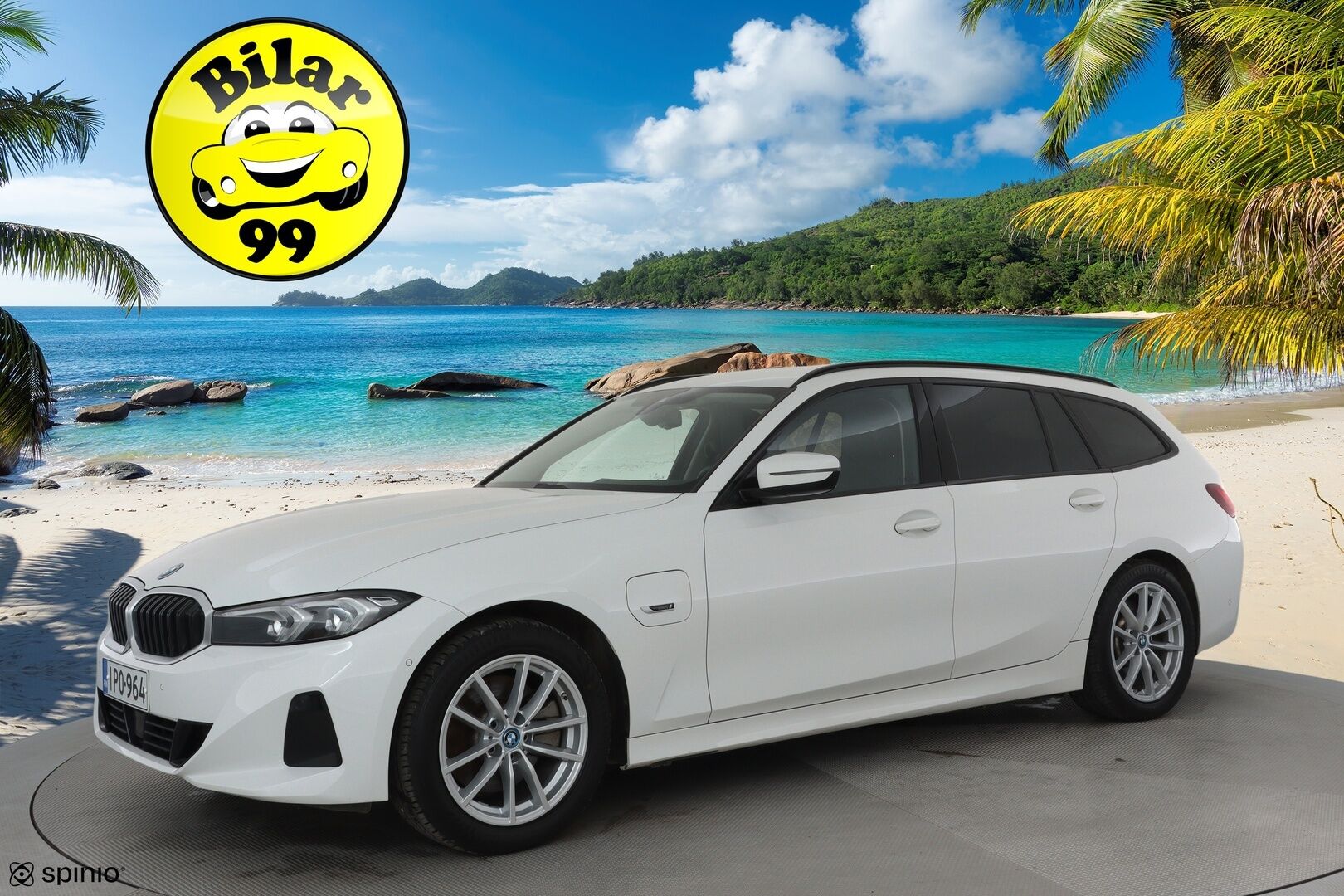 BMW 330 2023 G21 Touring 330e xDrive A Charged Edition **Facelift / Widescreen / HiFi / Sporttipenkit / P.kamera / Koukku** - 1-om. Suomi-auto / Shadowline / Ratinlämmitin - HULLUT BLACKWEEK JATKOT - KORKOTARJOUS 2,49%