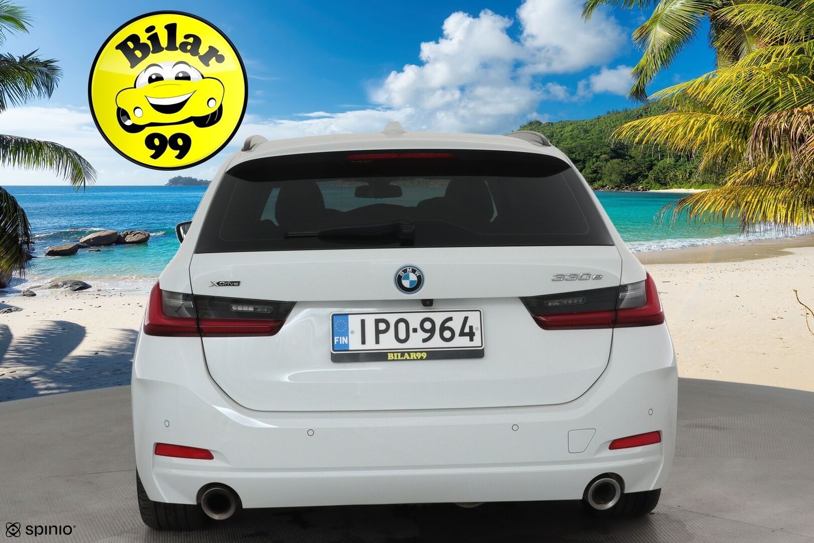 BMW 330 2023 G21 Touring 330e xDrive A Charged Edition **Facelift / Widescreen / HiFi / Sporttipenkit / P.kamera / Koukku** - 1-om. Suomi-auto / Shadowline / Ratinlämmitin 