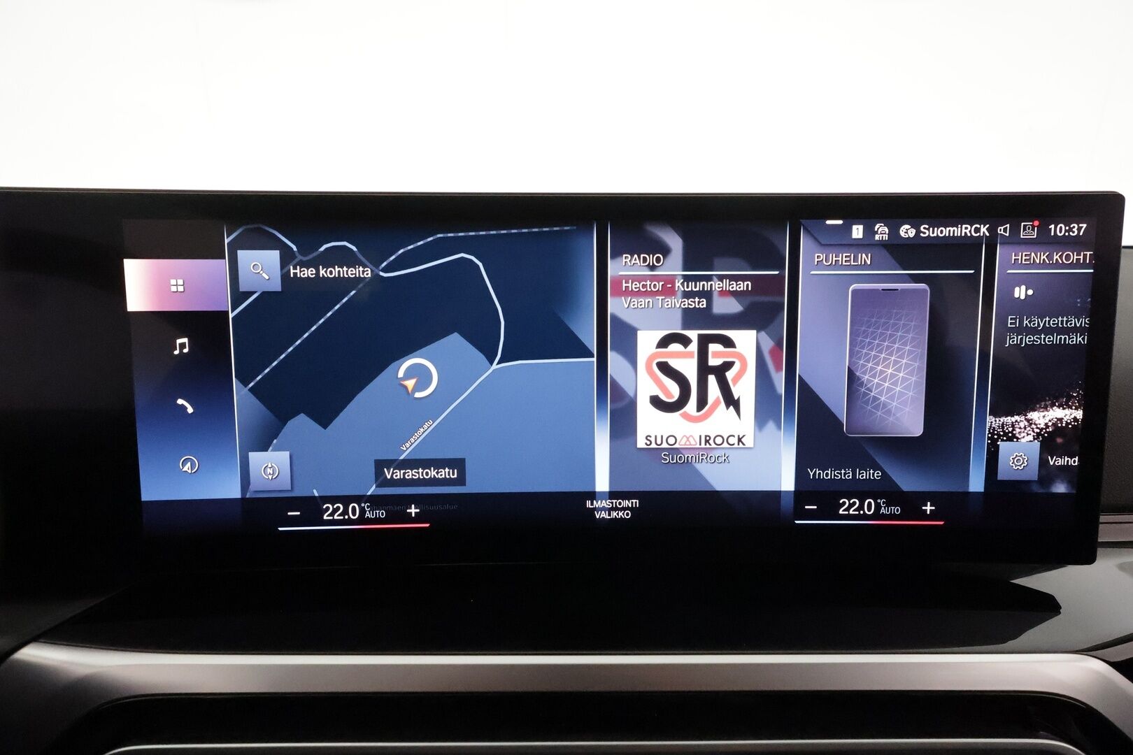 BMW 330 2023 G21 Touring 330e xDrive A Charged Edition **Widescreen / Adapt.vak / Koukku / P-kamera / HiFi / Sporttipenkit / - Facelift malli / 1-om. Suomi-auto / Shadowline / Ratinlämmitin 