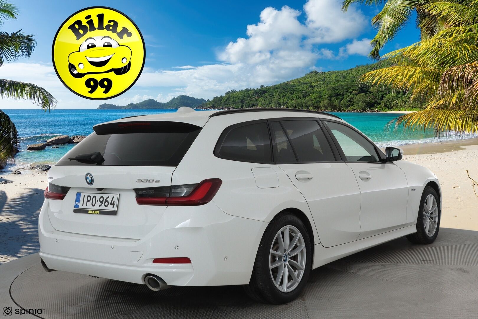 BMW 330 2023 G21 Touring 330e xDrive A Charged Edition **Facelift / Widescreen / HiFi / Sporttipenkit / P.kamera / Koukku** - 1-om. Suomi-auto / Shadowline / Uudet kesärenkaat 