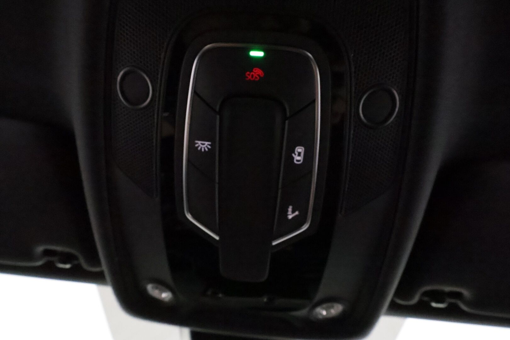 Audi A4 2023 Business Advanced 40 TFSI 150kWMHEV S tronic **Webasto / Adapt.vakkari / Matrix LED / Sportti puolinahat / P.kamera** - 1.om Suomi-auto / Kahdet renkaat aluvanteilla / Digimittaristo 