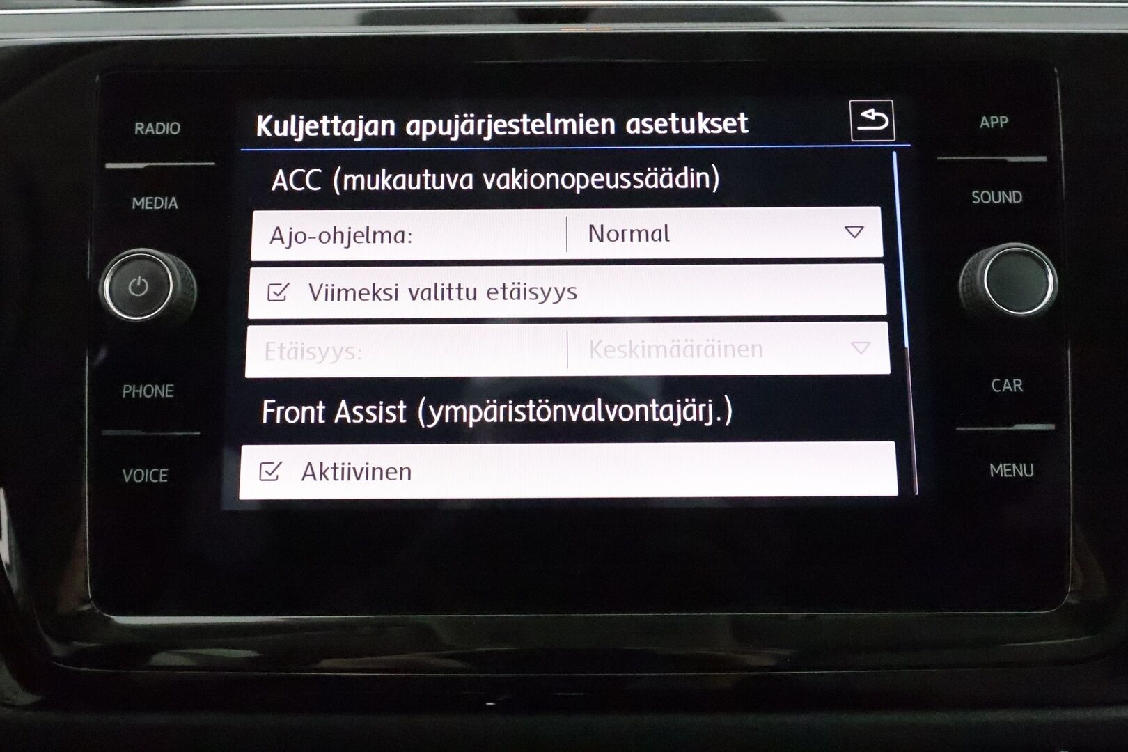 Volkswagen Touran 2020 R-Line 1,5 TSI EVO 110 kW DSG-aut. ** / Webasto / Adapt.vakkari / P.kamera / Apple&Android / Keyless - 1-Om Suomi auto 