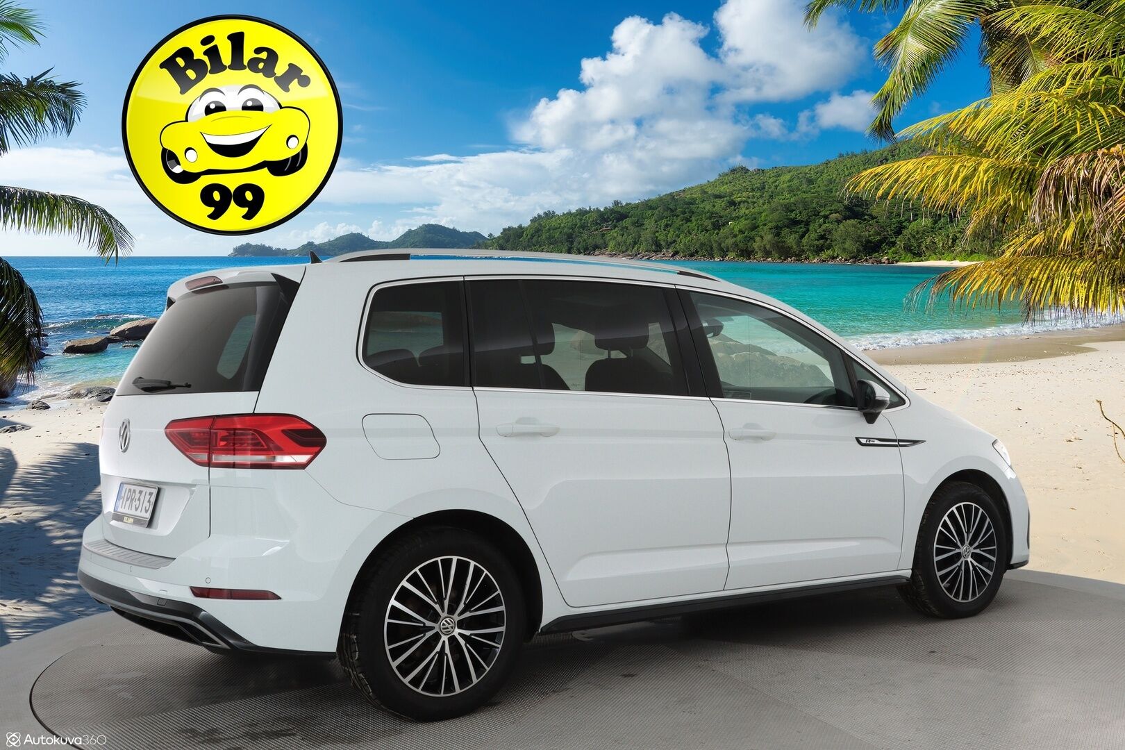 Volkswagen Touran 2020 R-Line 1,5 TSI EVO 110 kW DSG-aut. ** / Webasto / Adapt.vakkari / P.kamera / Apple&Android / Keyless - 1-Om Suomi auto 