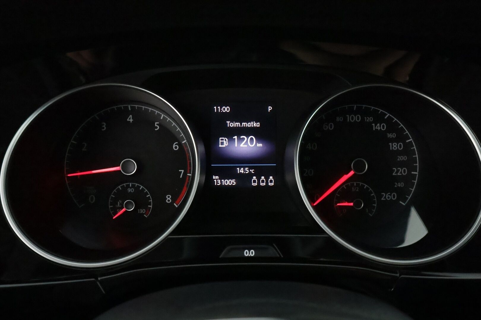 Volkswagen Touran 2020 R-Line 1,5 TSI EVO 110 kW DSG-aut. ** / Webasto / Adapt.vakkari / P.kamera / Apple&Android / Keyless - 1-Om Suomi auto 