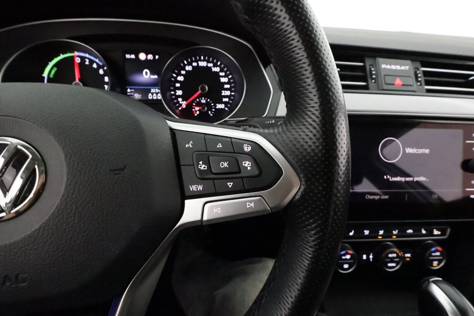 Volkswagen Passat 2020 Variant GTE Plug-In Hybrid 160 kW DSG **Webasto / Koukku / Adapt.Vakkari / Adapt.LED / P.kamera / Navi / Keyless** - 1-om Suomi-auto / Akku kuntotarkastettu / 2x Latauskaapelit / Kahdet Renkaat / Merkkihuollettu!