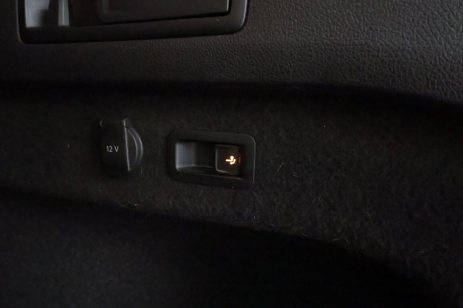 Volkswagen Passat 2020 Variant GTE Plug-In Hybrid 160 kW DSG **Webasto / Koukku / Adapt.Vakkari / Adapt.LED / P.kamera / Navi / Keyless** - 1-om Suomi-auto / 2x Latauskaapelit / Kahdet Renkaat / Merkkihuollettu!