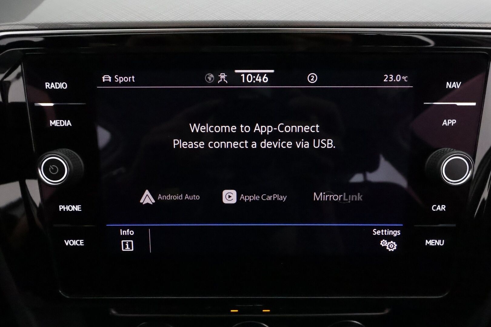 Volkswagen Passat 2020 Variant GTE Plug-In Hybrid 160 kW DSG **Webasto / Koukku / Adapt.Vakkari / Adapt.LED / P.kamera / Navi / Keyless** - 1-om Suomi-auto / 2x Latauskaapelit / Kahdet Renkaat / Merkkihuollettu!