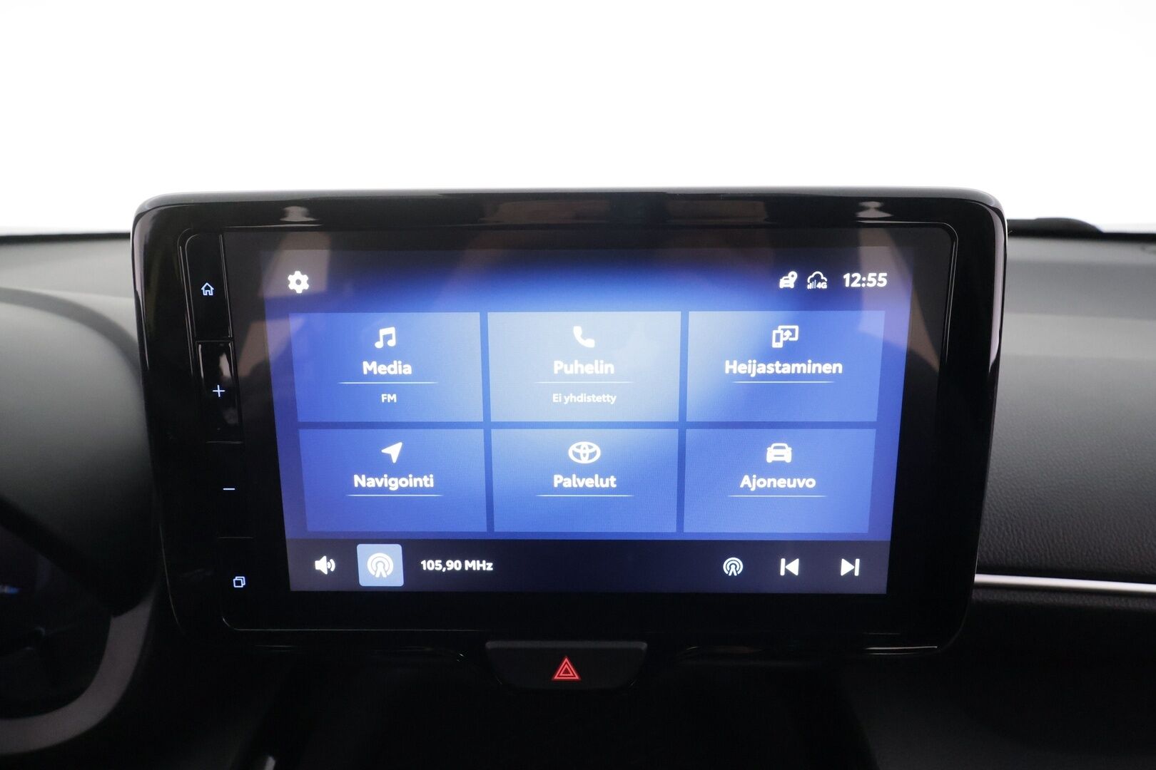 Toyota Yaris Cross 2022 1,5 Hybrid AWD-i Intense - | ACC | Lohko | P.Kamera | LED | Digimittaristo | Apple&Android | Suomi-auto | Merkkihuollettu | Kahdet Renkaat |