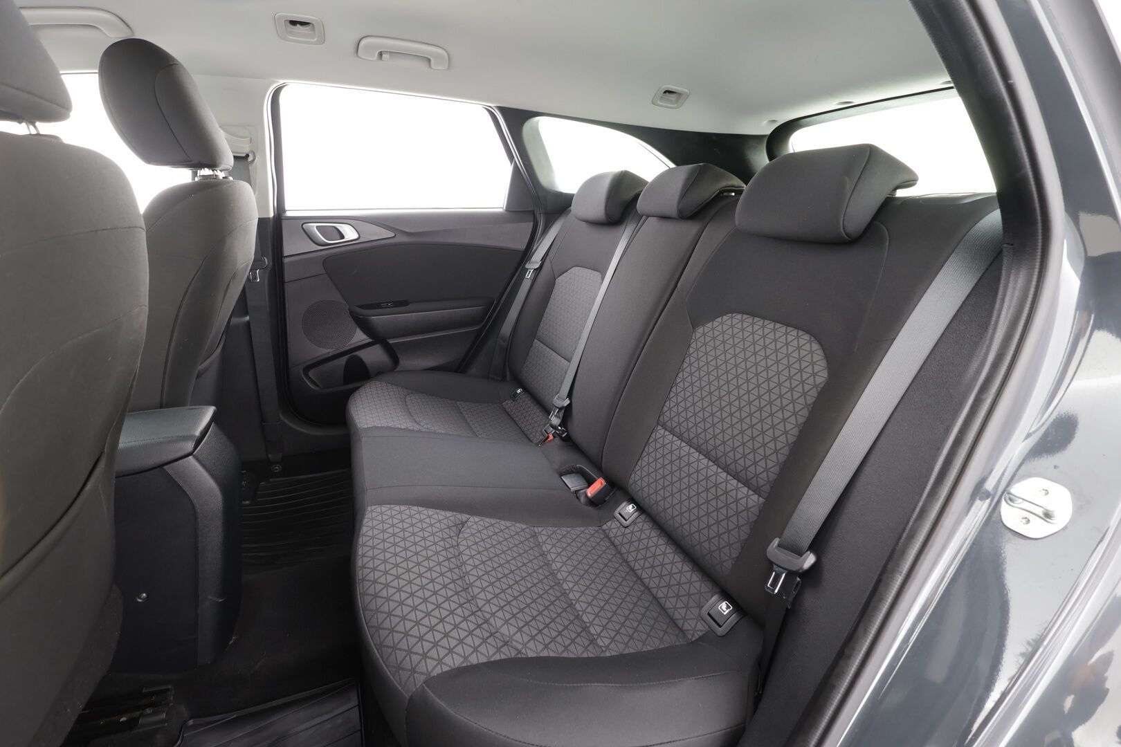 Kia Ceed 2022 1,0 T-GDI Mild-Hybrid 120hv LX SW DCT * Vakkari / Kaistavahti / P.Kamera / Lohko+Sisä / Apple&Android / ALV * - Suomi-auto / 2x Renkaat - HULLUT AVAJAISHULINAT KORKOTARJOUS 3,29 %