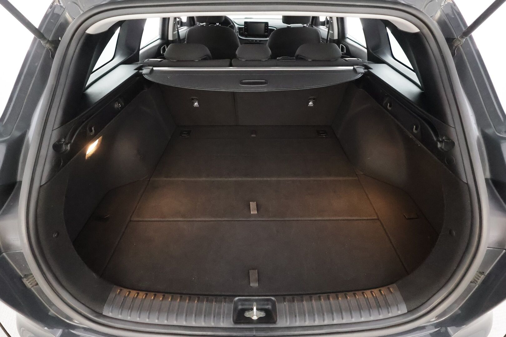 Kia Ceed 2022 1,0 T-GDI Mild-Hybrid 120hv LX SW DCT * Vakkari / Kaistavahti / P.Kamera / Lohko+Sisä / Apple&Android / ALV * - Suomi-auto / 2x Renkaat - HULLUT AVAJAISHULINAT KORKOTARJOUS 3,29 %