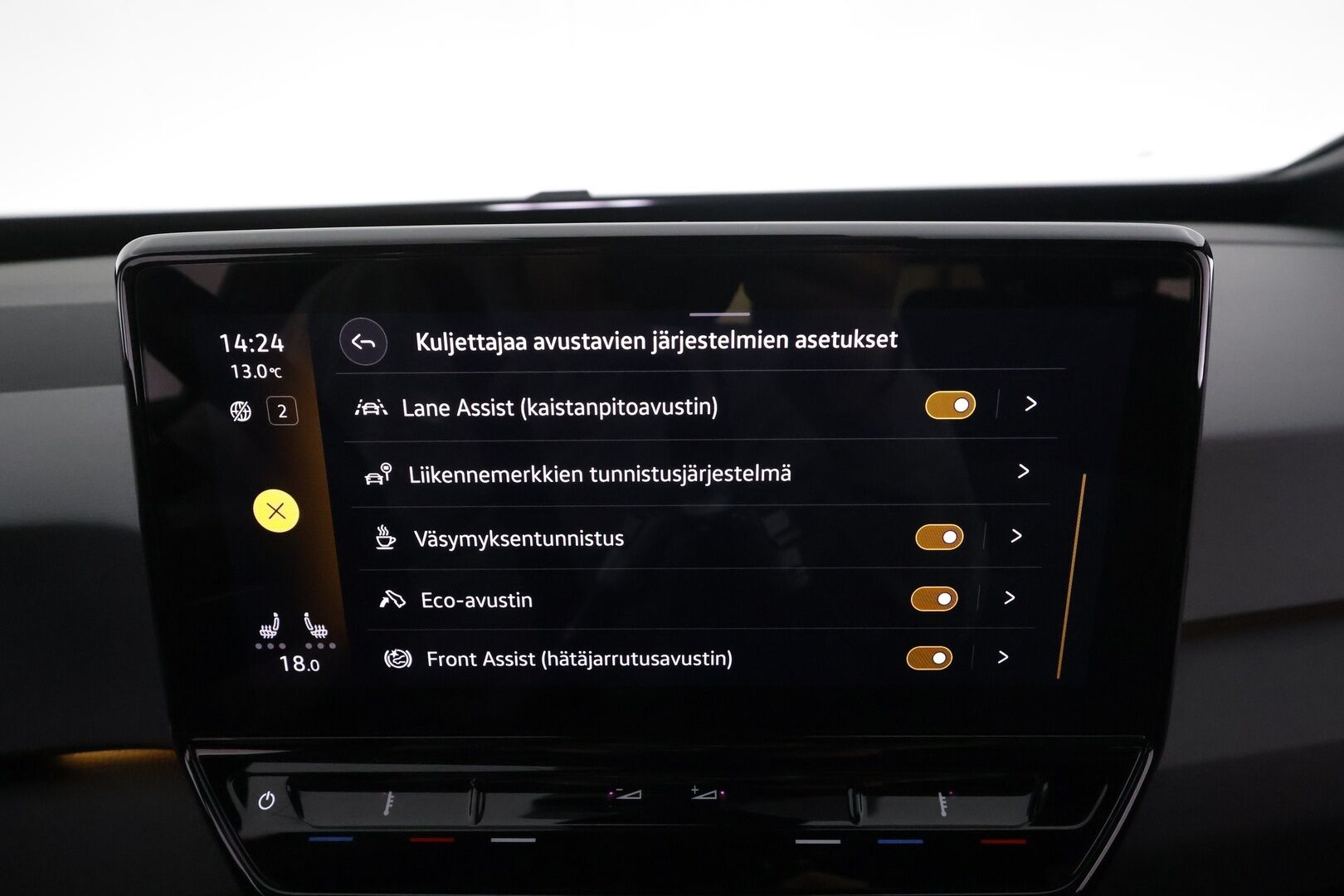 Volkswagen ID.3 2022 Pro 107 kW * ILP / ACC / Matrix / P.Tutkat / Navi / Kaistavahti * - 1-om Suomi-auto / 2x Latauskaapelit / Kahdet renkaat aluvanteilla / Merkkihuollot - HULLUT AVAJAISHULINAT KORKOTARJOUS 3,29 %