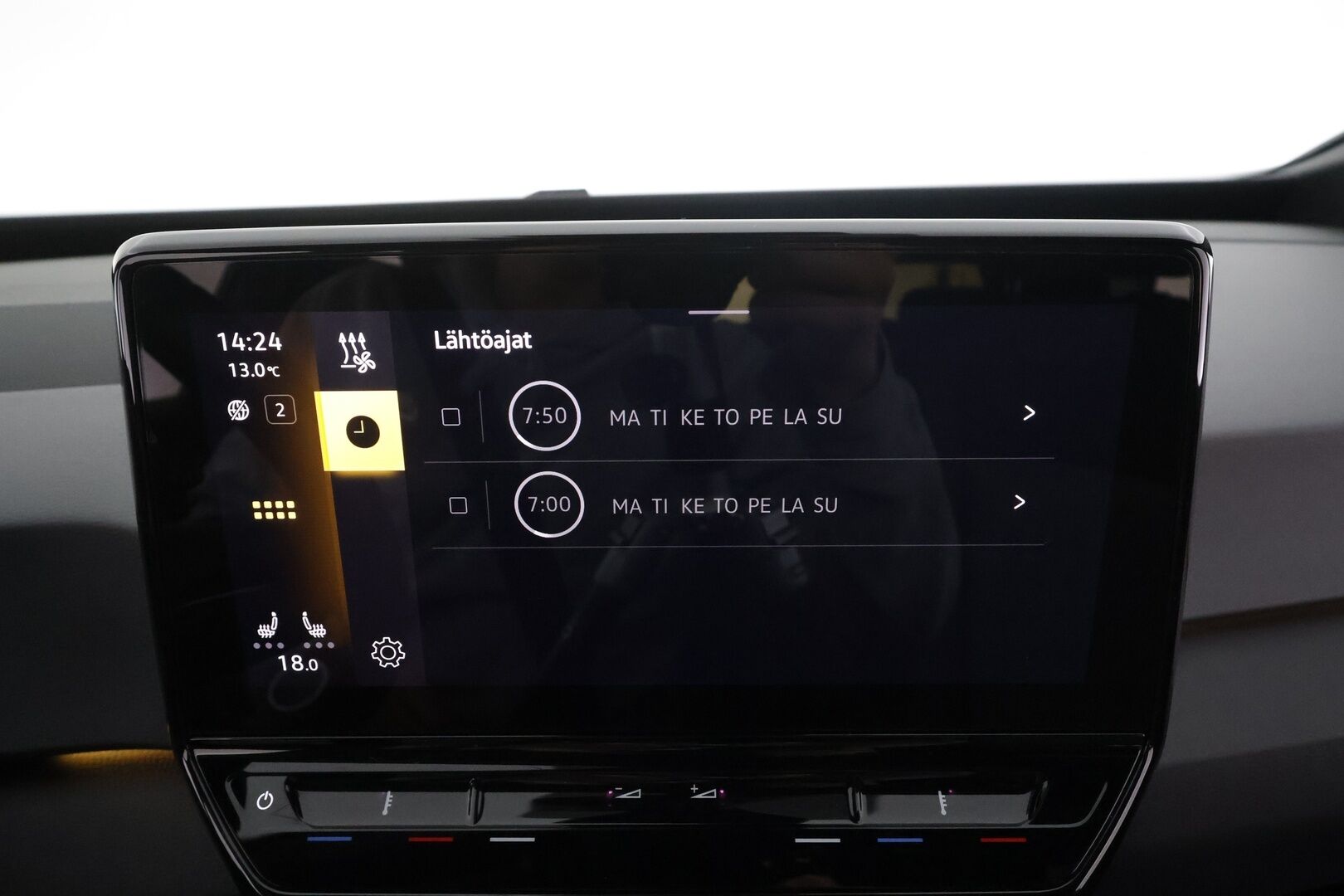 Volkswagen ID.3 2022 Pro 107 kW * ILP / ACC / Matrix / P.Tutkat / Navi / Kaistavahti * - 1-om Suomi-auto / 2x Latauskaapelit / Kahdet renkaat aluvanteilla / Merkkihuollot